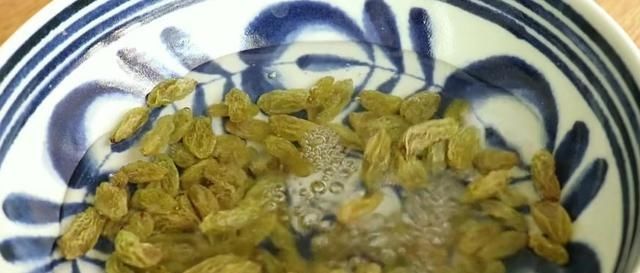 糯米粉这样做太好吃了,不用揉面,筷子一搅,连吃10天也不腻