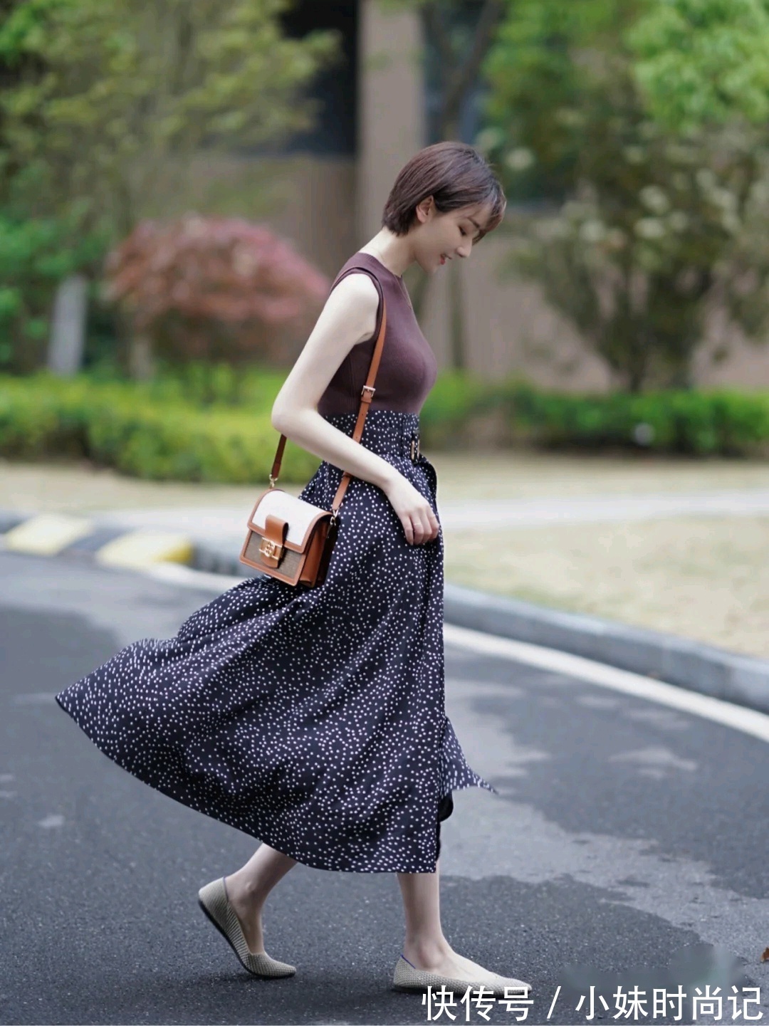 时髦|今秋火了一种风格,叫“温柔风”穿搭,时髦气质,充满高级感