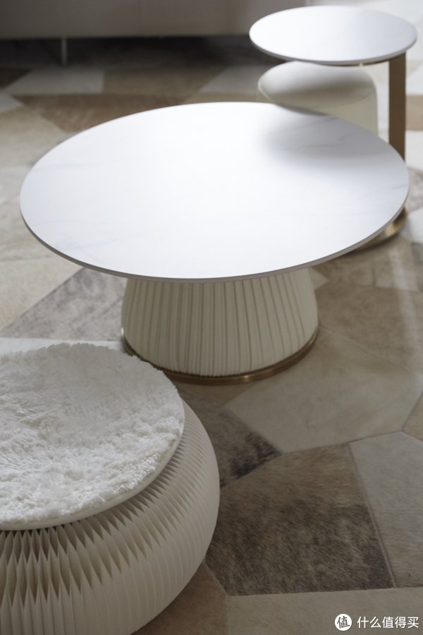 wifi|豪掷百万装修130㎡，客厅竟只用来打王者？