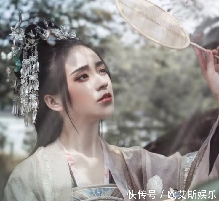 起名|历史上最好听的“四大姓氏”,随便起名都好听,叫一声就是亮点!