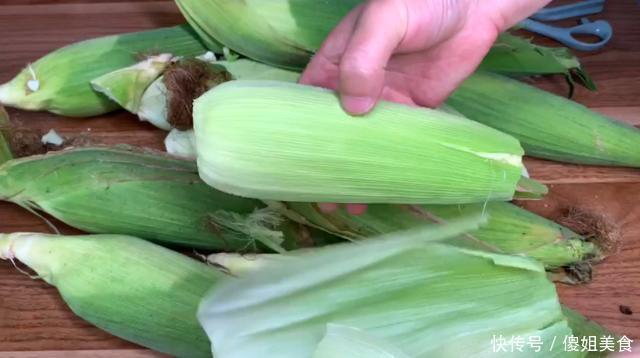 食用碱|煮玉米时一定不要只用清水,水里加点“它”,香甜软糯,太香了