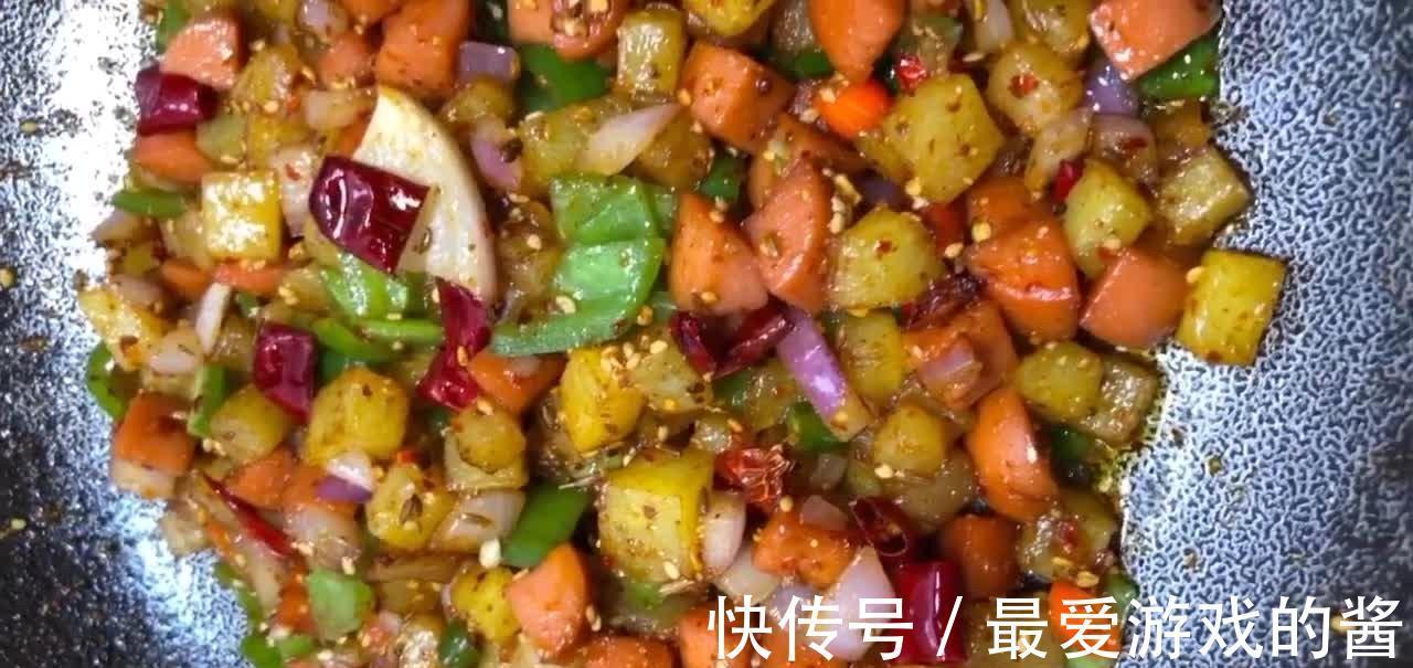 土豆的新吃法,香辣味美香味独特,吃起来另一番滋味!
