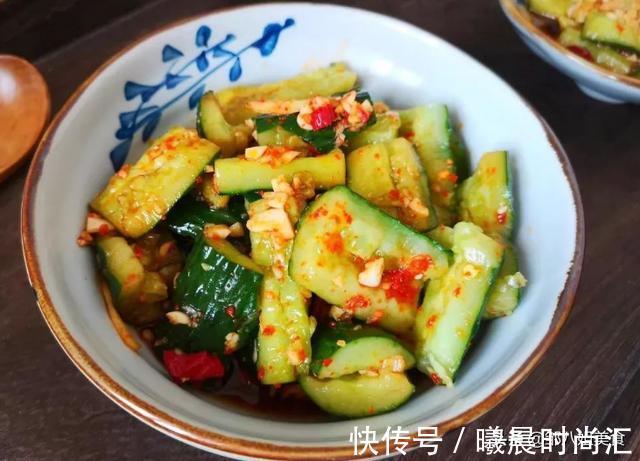 腌黄瓜|凉拌黄瓜这么做,脆嫩爽口,味道好,比老做法好吃,分享做法