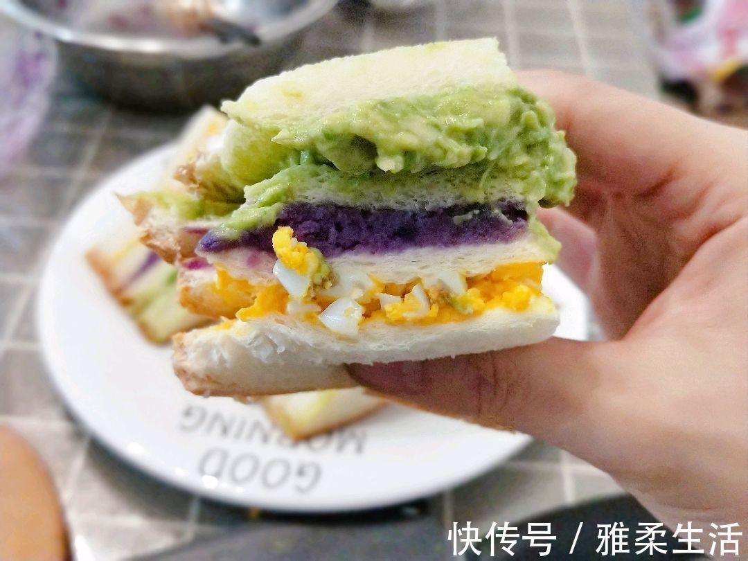 面包片|颜值高的三色三明治,制作简单,口味丰富