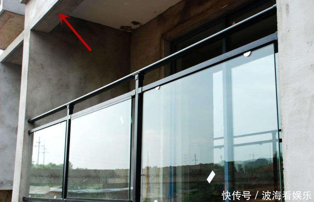 倒梁|高层阳台不让封,师傅建议要听别为了好看在这贴瓷砖,害人害己