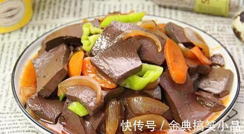 鸭血|洋葱和此物一起炒，每天炒一盘，气血足了，软化血管，血管通畅了