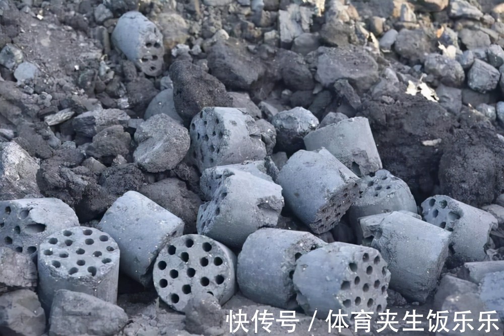 养花就是养土,这些“壳”随处可见,把它们埋土里,土壤不板结