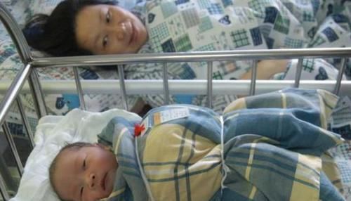 白天出生的娃和晚上出生的娃有啥区别?不是迷信,而是有科学依据