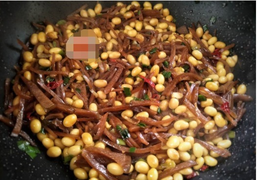 咸菜|这菜很不起眼,家家都有,营养比苹果高,鲜香开胃,超级下饭!