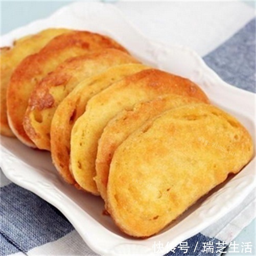 炸馒头，别直接裹鸡蛋液！大厨教你一招，金黄酥脆不吸油，特好吃