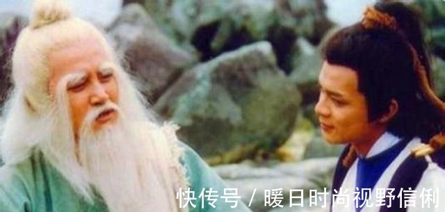 洪七公|《射雕》中周伯通的功夫高深莫测,他比洪七公还高吗?听他怎么说