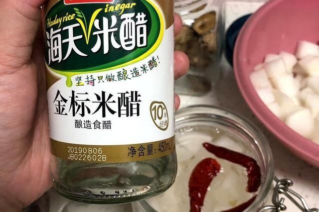  大鱼大肉|泡萝卜简单又快速的做法，酸甜爽口，开胃下饭，大鱼大肉也不怕腻