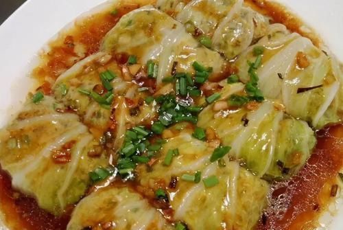 肉卷|冬天当时菜,一斤8毛钱,不炒也不炖,上锅一蒸就能吃,营养高