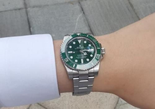戴劳力士绿水鬼的都是什么人?有多少家底才能戴的起