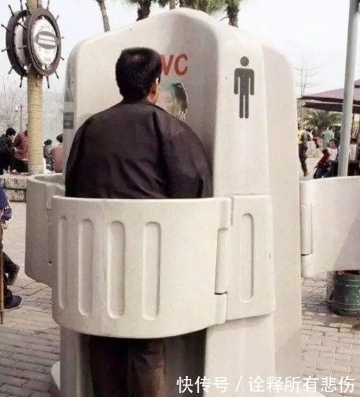 |搞笑图片笑话段子:家里就你最辛苦了,全身都白了!