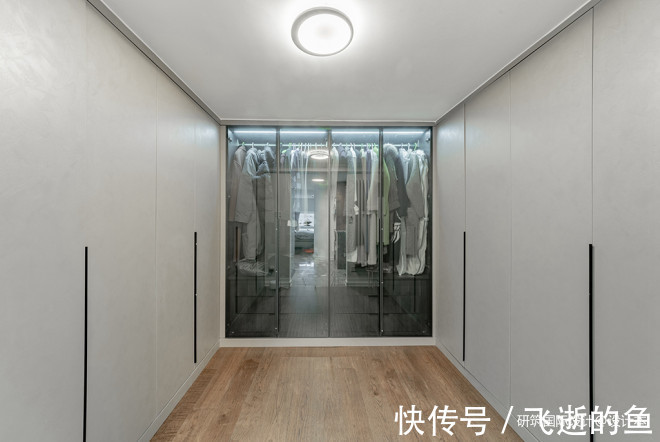 卫生间|70㎡打造岛台餐桌一体,开放式厨房