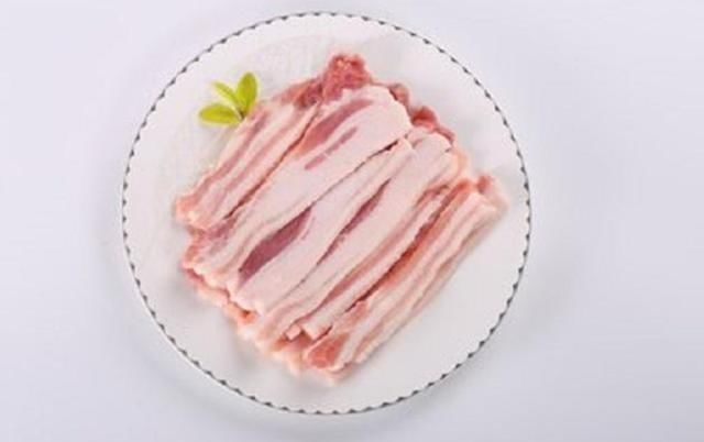 瘦肉|买五花肉,挑“上五花”还是“下五花”?牢记3特点,不花冤枉钱