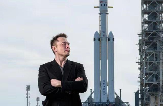 马斯克后路难行:特斯拉面临群雄围攻,SpaceX“星链”计划又遇中国最强队竞争!