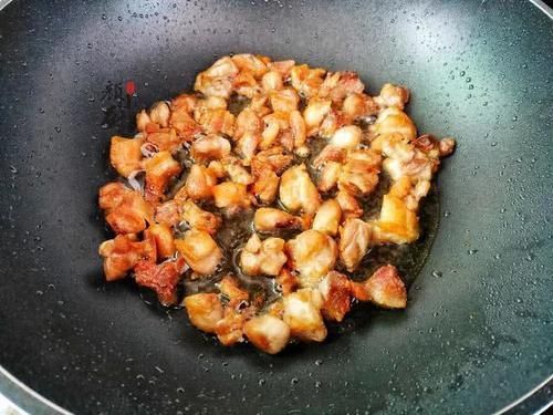 干煸|女儿最近就迷它,隔三差五就炒一盘,10分钟出锅,酥香解馋