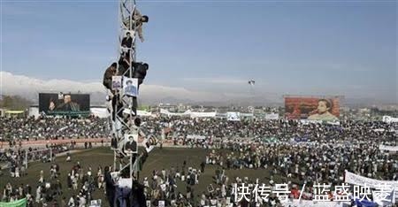 利比里亚|足坛奇葩故事(4)前曼联球员印假钞入狱,球员比猪肉单价还便宜!