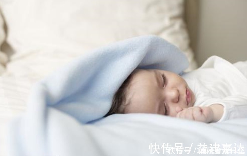 睡眠|宝宝锻炼自主入睡的3个信号,宝妈需了解,要多加配合孩子