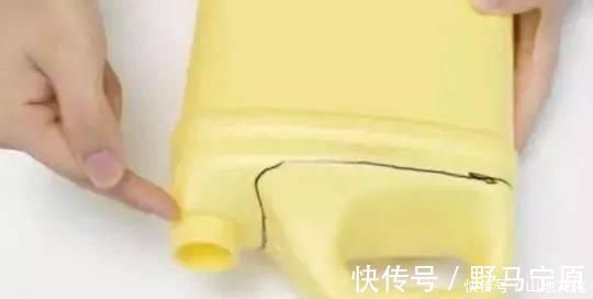 用了这么多年的洗洁精才知道,原来瓶上的“压嘴”还有这样的妙用,厉害