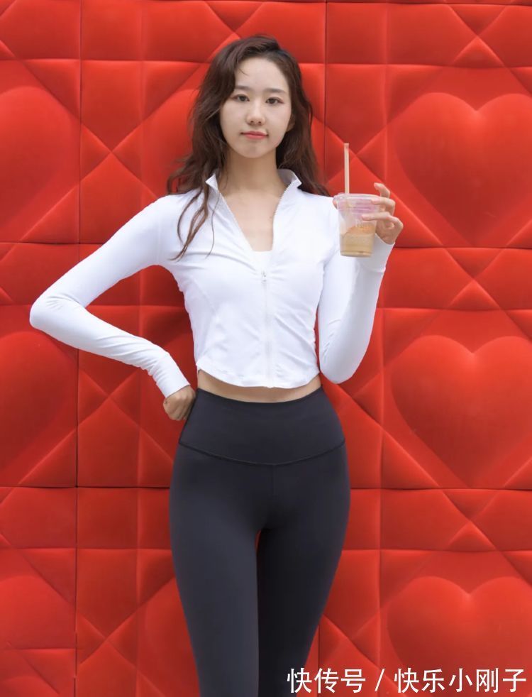 运动穿搭 健身裤的运动穿搭,简单好看又显瘦!