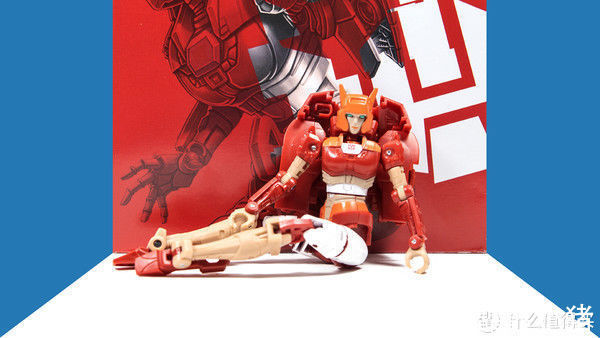 bet擎天柱的一生挚爱：变形金刚网飞限定 塞伯坦之战艾丽塔