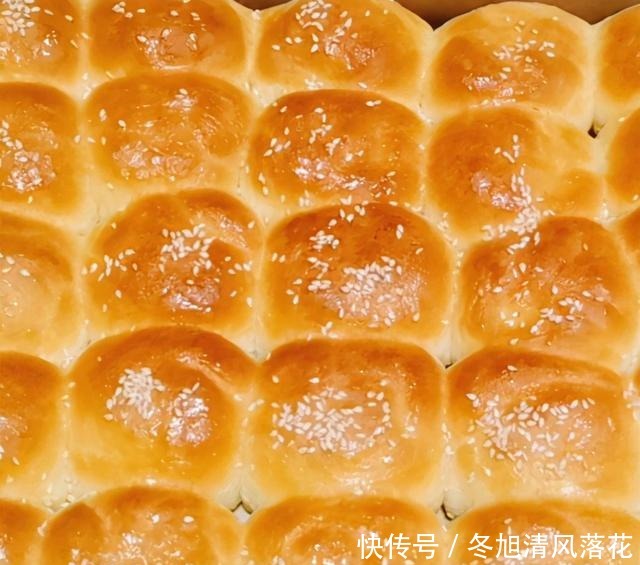 不用|不用面包机,不用一直揉面,在家也能做出暄软小餐包,当早餐真好