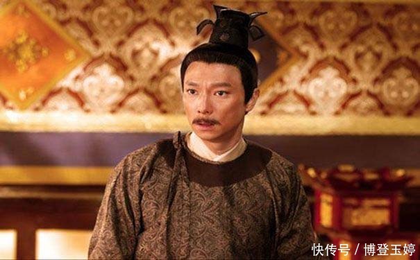 因为他的父亲是唐高宗李治,母亲是武则天,弟弟是唐睿宗李旦,儿子是唐