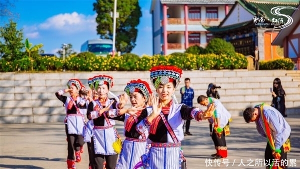 可邑小镇——这个村庄的人一出生就能歌善舞