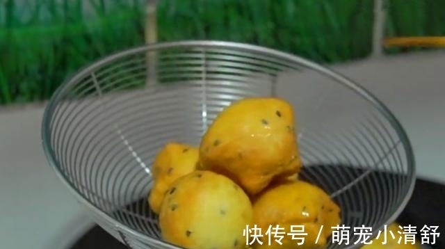 拉丝|1碗面粉6个鸡蛋，教你秘制新吃法，柔软又拉丝，孩子总是吃不够