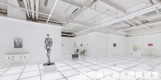 秀款 安踏进军时装领域?疑似空山基联名款安踏新鞋型曝光!