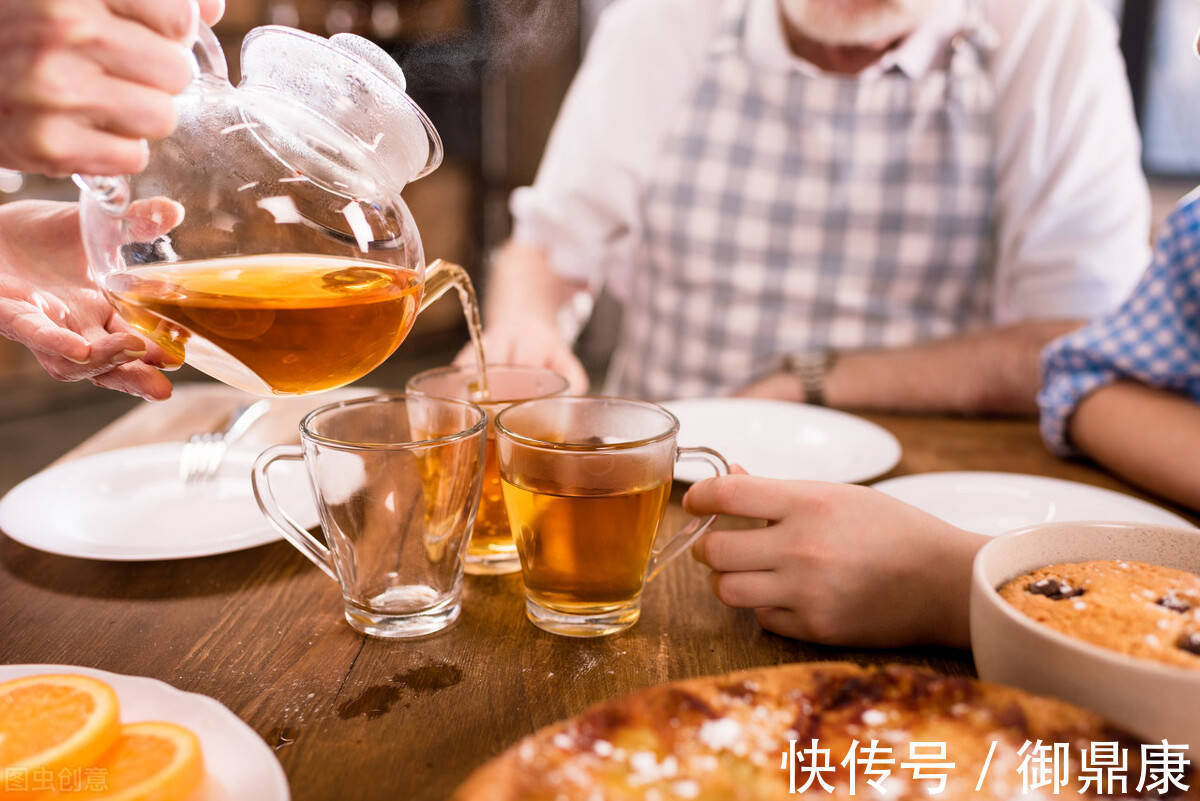 中国传统文化|掌握喝茶的“正确姿势”,降低心脏病、中风风险
