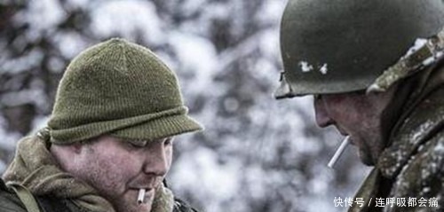 俗语“三人不点烟”到底是什么意思听过这个故事,准是老烟民!