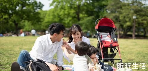 物质教育|父母做好下面3点,孩子一定越来越爱你,可惜很多人做不到