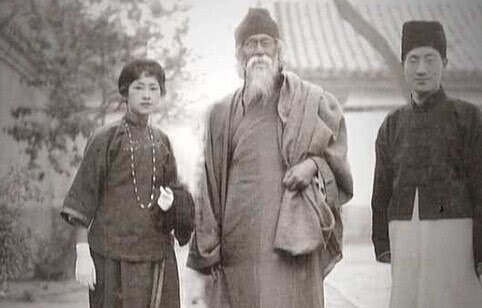 好些事!林徽因真实长相如何?梁思成续弦林洙评价她:实在算不上是美人