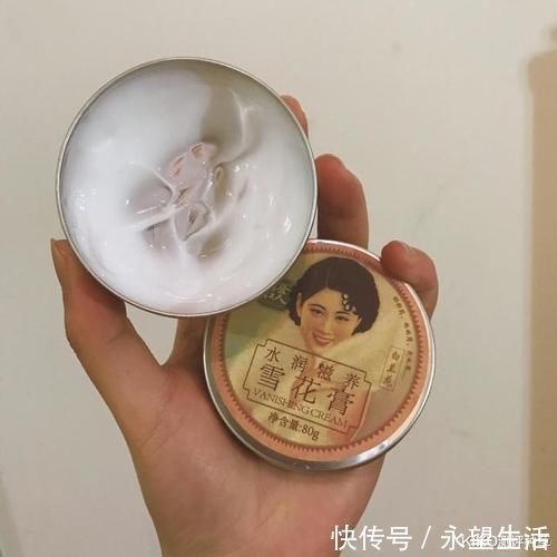 杏仁蜜|女生再穷,也少买这3款国货,被营销过头了,其实用了“烂脸”