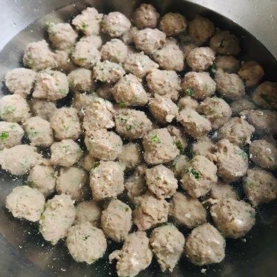 #饕餮美味视觉盛宴#家乐浓汤宝版萝卜丸子汤