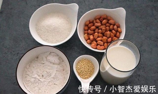 这早餐好吃易上手，3块钱做一盘，5分钟就上桌