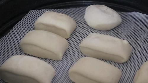 面食|不会发面要收藏，只加酵母粉就错了，多加2样，馒头又白又软