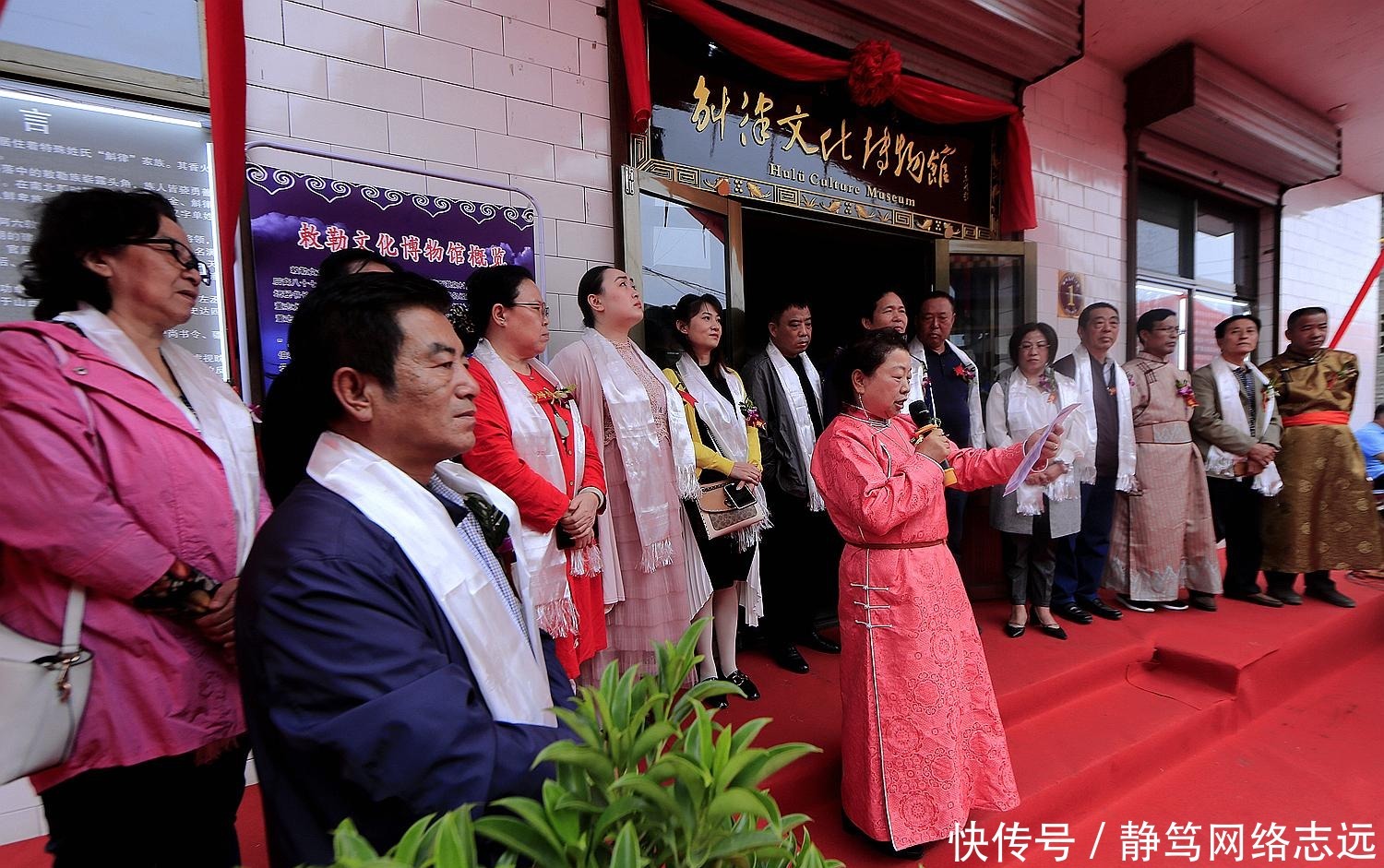 女人|这个女人忽然发现自己是敕勒人,先祖唱响敕勒歌,如今成了蒙古族