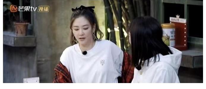 《大湾仔的夜》大嫂一出场，瞬间把“亏钱”综艺变成了赚钱综艺