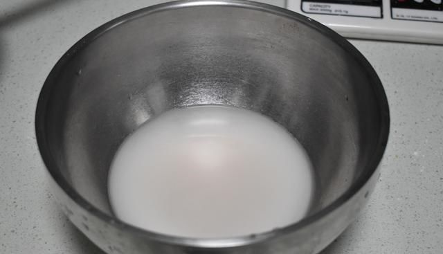 花10分钟给父母做这早餐，香甜松软有弹性，比蛋糕面包简单又好吃