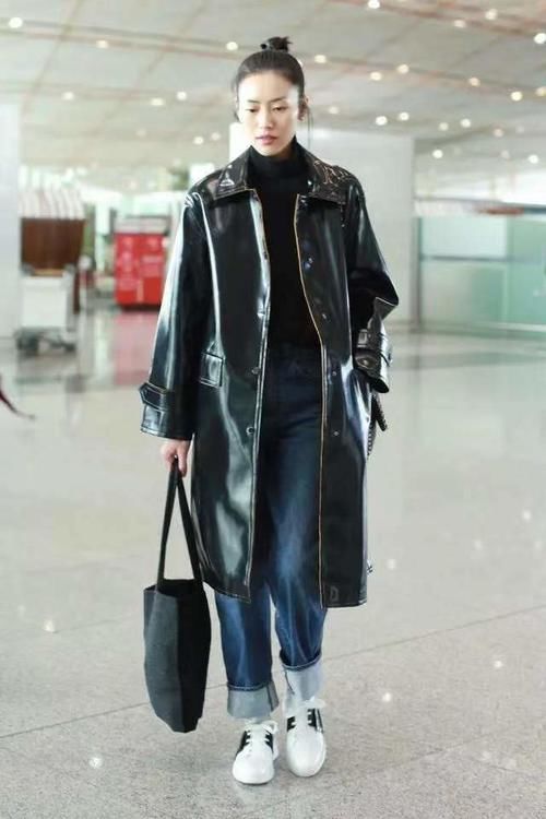 打底衫别乱选，挑对了时髦还好看，带你深入剖析各种款式和配色