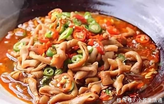 美食推荐:茄汁西兰花,剁椒鸭肠,油焖大虾,栗子焖杏鲍菇的做法