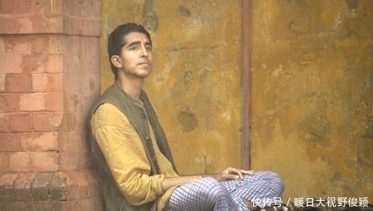 他只活了32岁,却留下3900个公式,从学渣到数学界奇才,深不可测