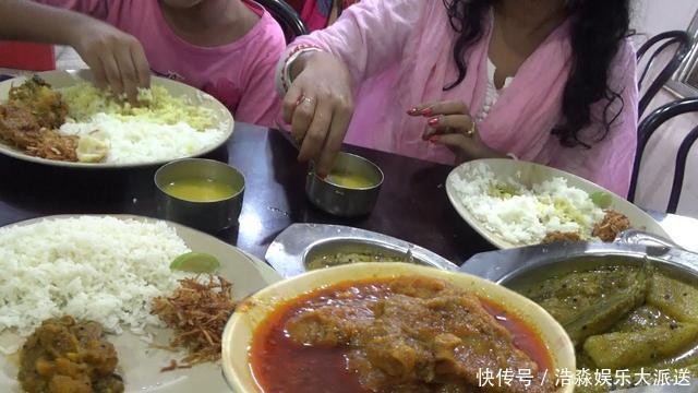 用手抓|印度普通家庭的一日三餐,这些食物,只有印度人才能吃得下吧