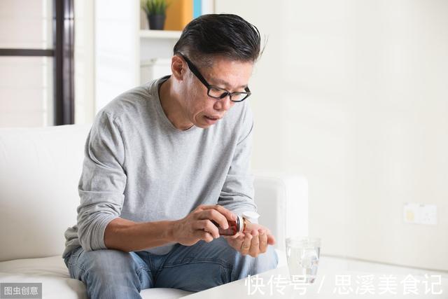 高血压患者|血压高的人,想要稳定血压,谨记:早起3要慢,日常4不吃