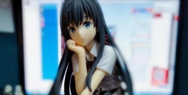 天妇罗|手办除了用来睡觉外,居然还能吃11区网友将手办炸成“天妇罗”